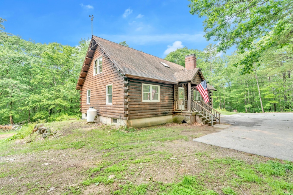 637 Bauneg Beg Hill Rd, North Berwick, ME 03906 - photo 1