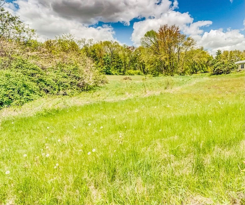 150 Henry St, Uxbridge, MA 01569 - photo 1