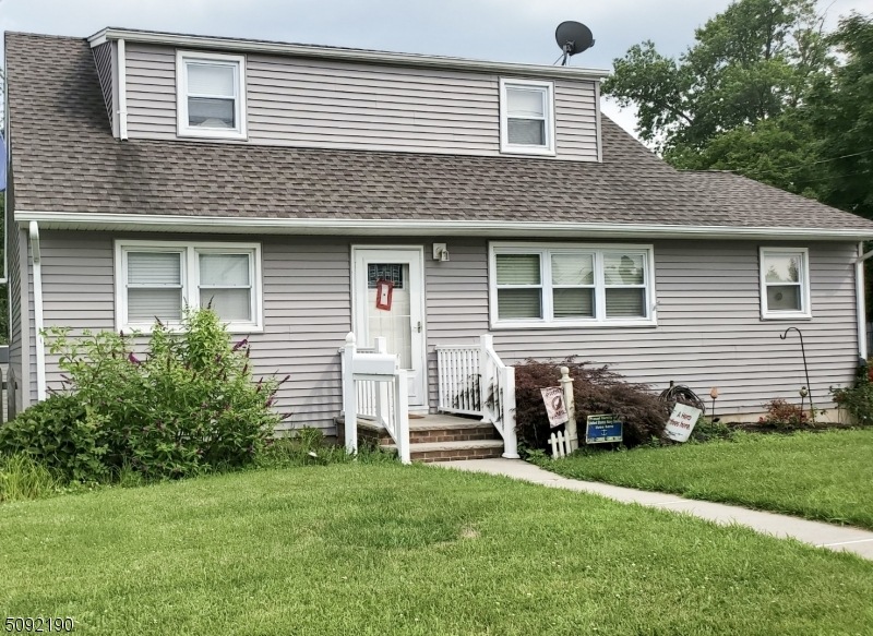 160 E Camplain Rd, Manville, NJ 08835 - photo 1