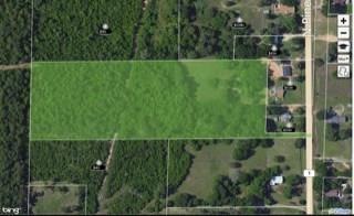 Approximately 21' wide strip of land runs to LA Hw