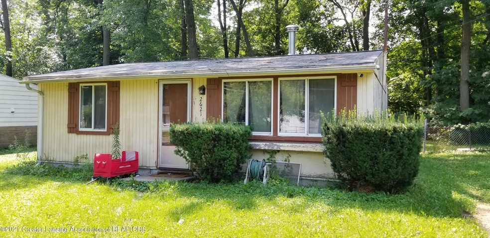 2621 Fielding Drive Lansing Front View