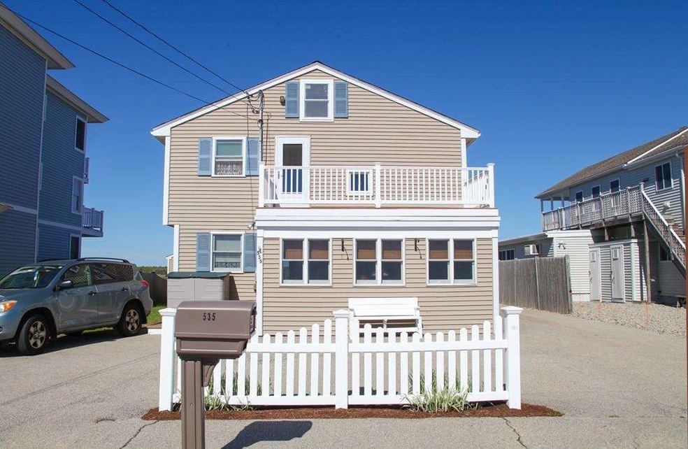 535 N End Blvd, Salisbury, MA 01952 - photo 1