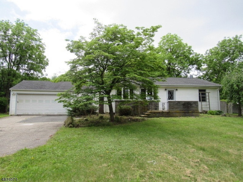 179 Petersburg Rd, Hackettstown, NJ 07840 - photo 1