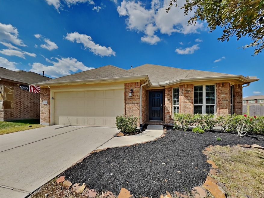 200 Country Crossing Cir, Magnolia, TX 77354 - photo 1