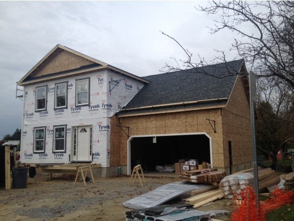 35 Burling St, Winooski, VT 05404 - photo 1