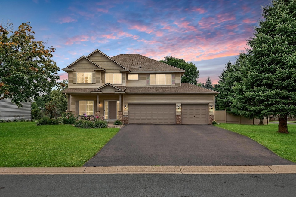 1895 Omega Dr, Shakopee, MN 55379 - photo 1