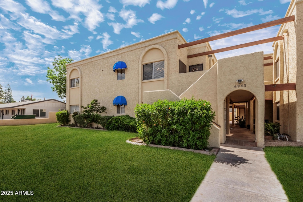 For Sale $279,000 • Co-Listing Agent