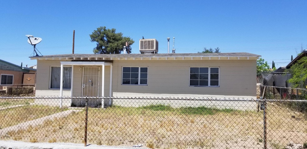 7829 Mazatlan Dr, El Paso, TX 79915 - photo 1