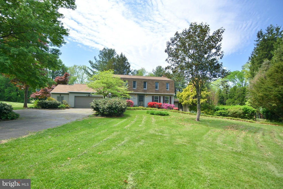 1228 Clearfield Cir, Lutherville Timonium, MD 21093 - photo 1