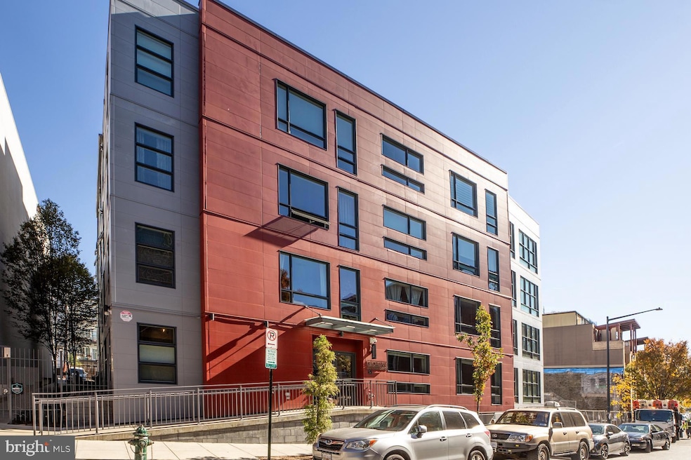 2337 Champlain St NW unit 102, Washington, DC 20009 - photo 1