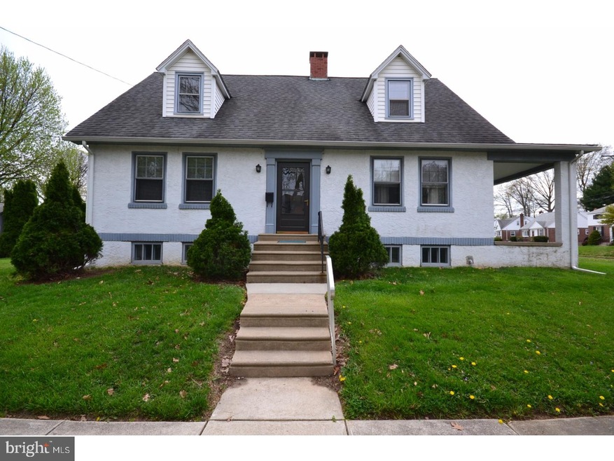 400 W Providence Rd, Aldan, PA 19018 - photo 1