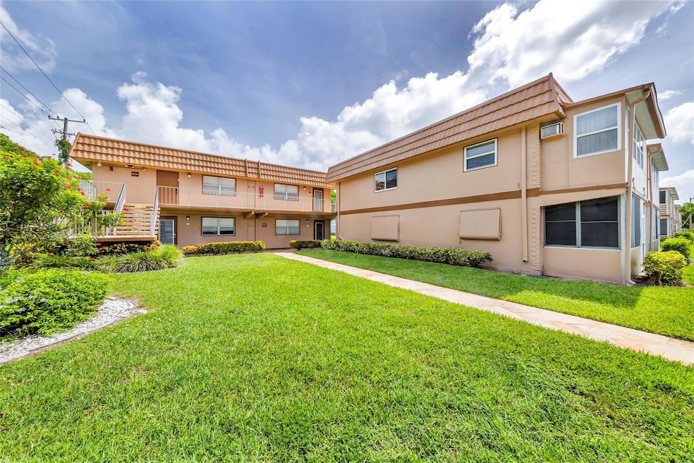 334 Brittany G unit 334, Delray Beach, FL 33446 - photo 1