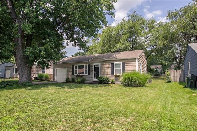 11418 W 70th Terrace, Shawnee, KS 66203 - photo 1