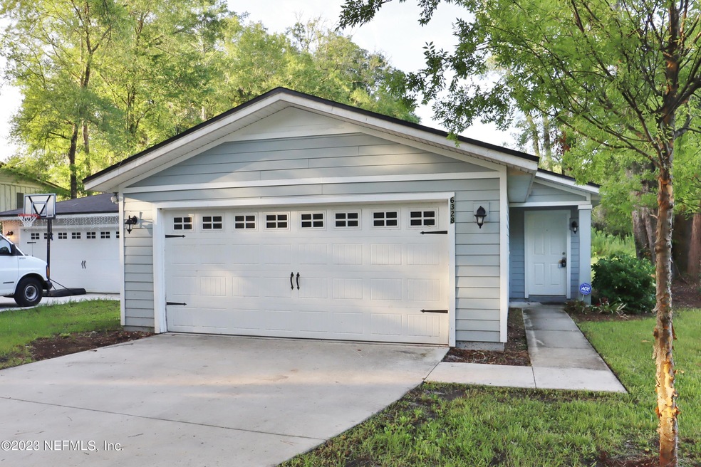 6328 105th St, Jacksonville, FL 32244 - photo 1