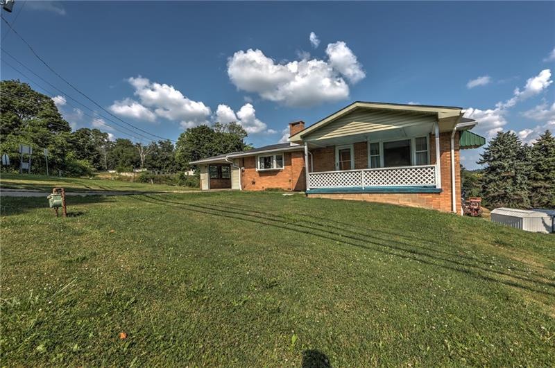 Entry level ranch style home in the Norwin School 