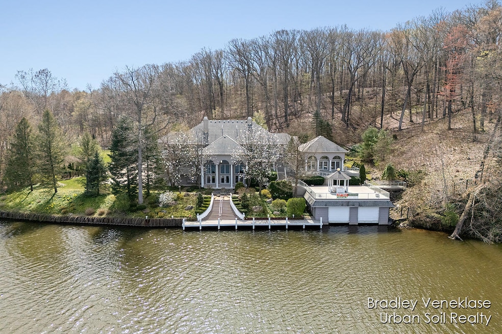 7635 Sandy Hollow Dr SE, Alto, MI 49302 - photo 1