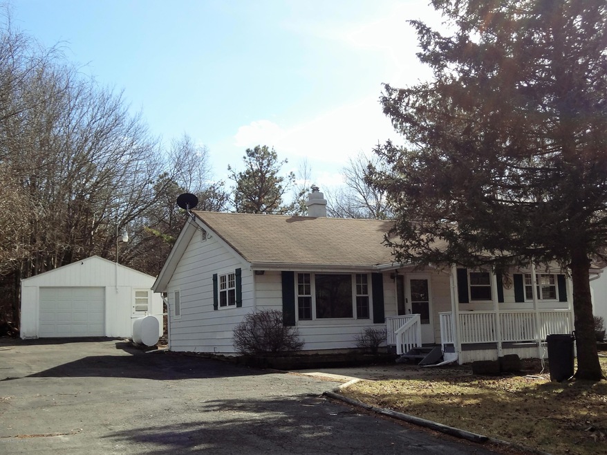 132 Hawthorne Rd, Albrightsville, PA 18210 - photo 1