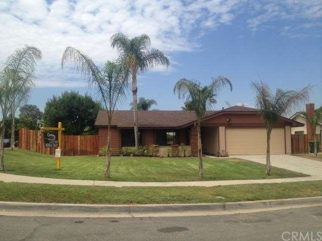 Corner Lot and Great Curb Appeal