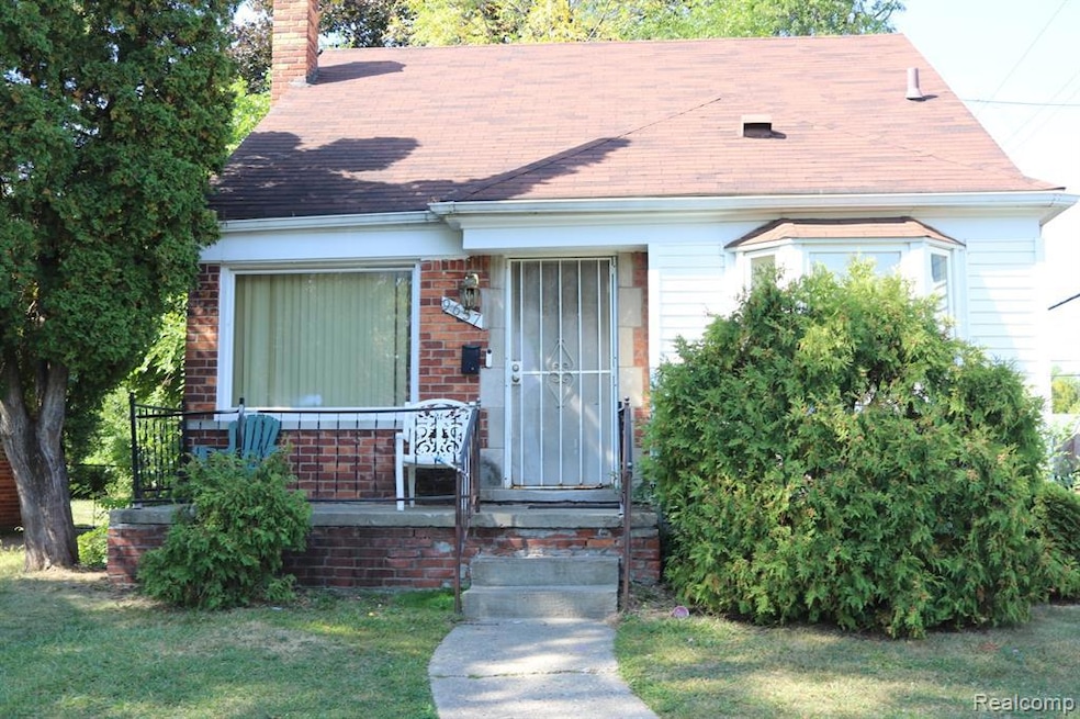 9657 Warwick St, Detroit, MI 48228 - photo 1