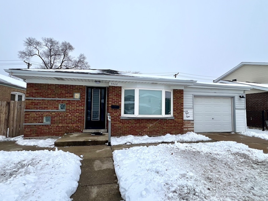 7808 Central Ave, Burbank, IL 60459 - photo 1