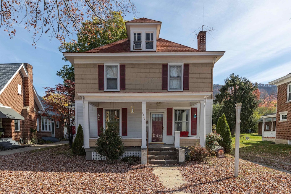 2144 Walnut Ave, Buena Vista, VA 24416 - photo 1