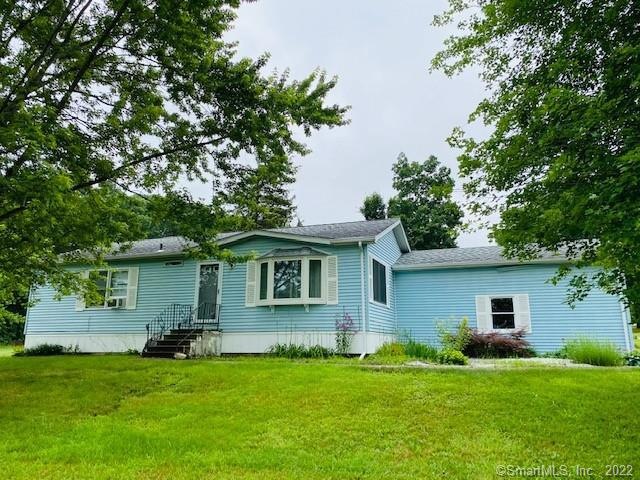 69 Colonial Rd, Plainfield, CT 06374 - photo 1