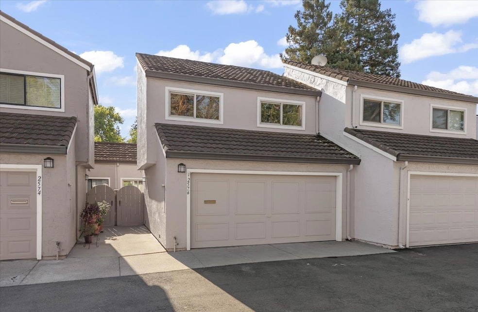 Pending $1,188,000 • Co-Listing Agent