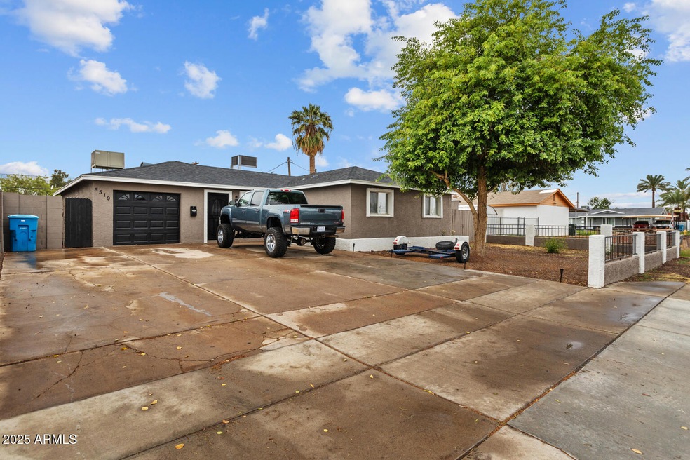 5519 W Campbell Ave, Phoenix, AZ 85031 - photo 1
