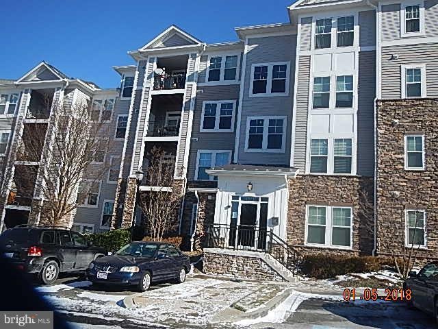 1311 Karen Blvd unit 106, Capitol Heights, MD 20743 - photo 1