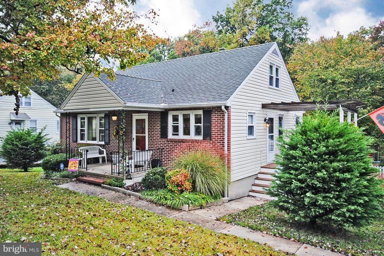 4908 Ridge Rd, Rosedale, MD 21237 - photo 1