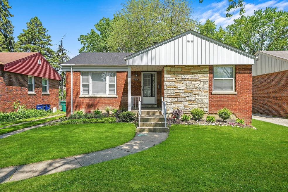 9944 Drury Ln, Westchester, IL 60154 - photo 1