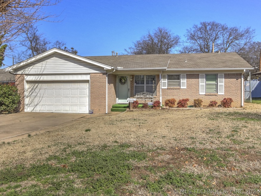 406 W Knoxville St, Broken Arrow, OK 74012 - photo 1