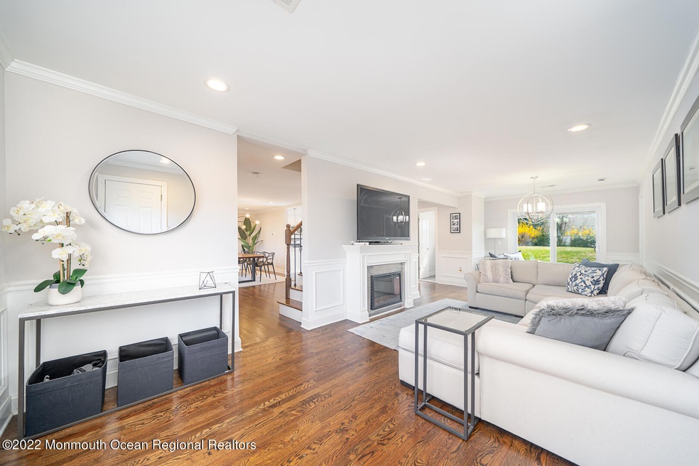 8 Briarheath Ave, Manalapan, NJ 07726 - photo 1