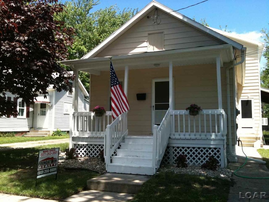 1027 E Butler St, Adrian, MI 49221 - photo 1