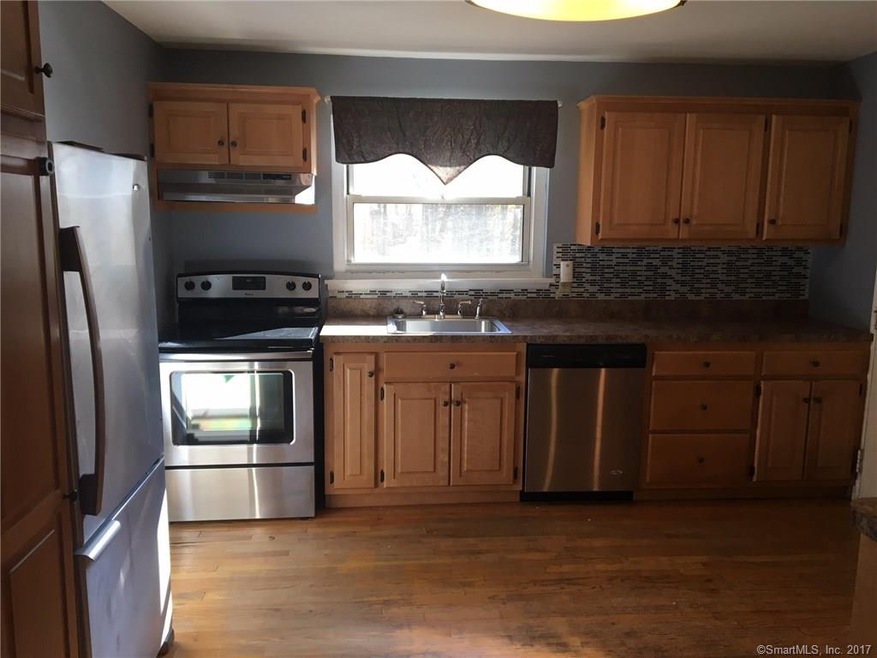 492 Oak Ave unit 39, Cheshire, CT 06410 - photo 1