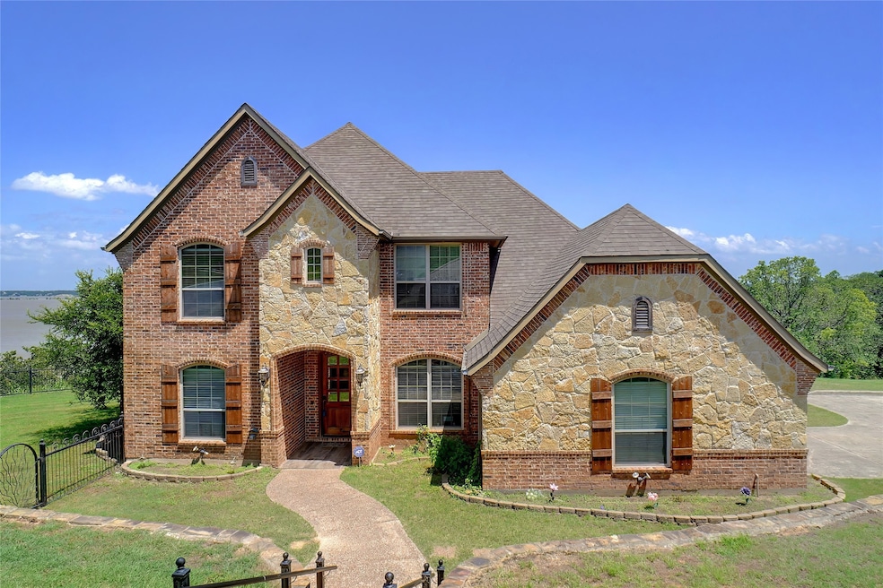For Sale $975,000 • Co-Listing Agent