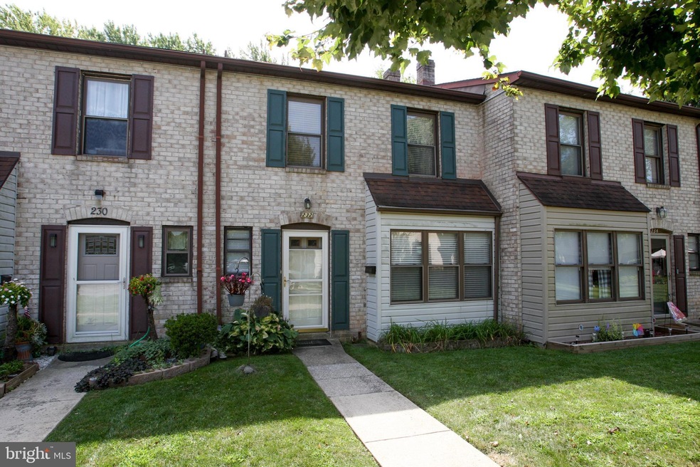 232 East Ct unit 232, Wilmington, DE 19810 - photo 1