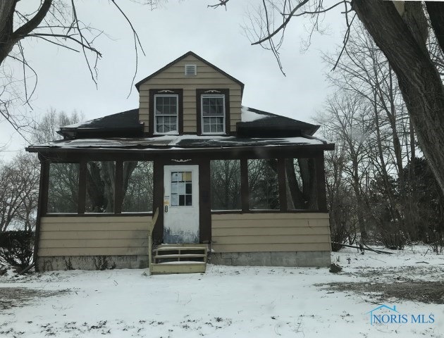 422 E 4th St, Genoa, OH 43430 - photo 1