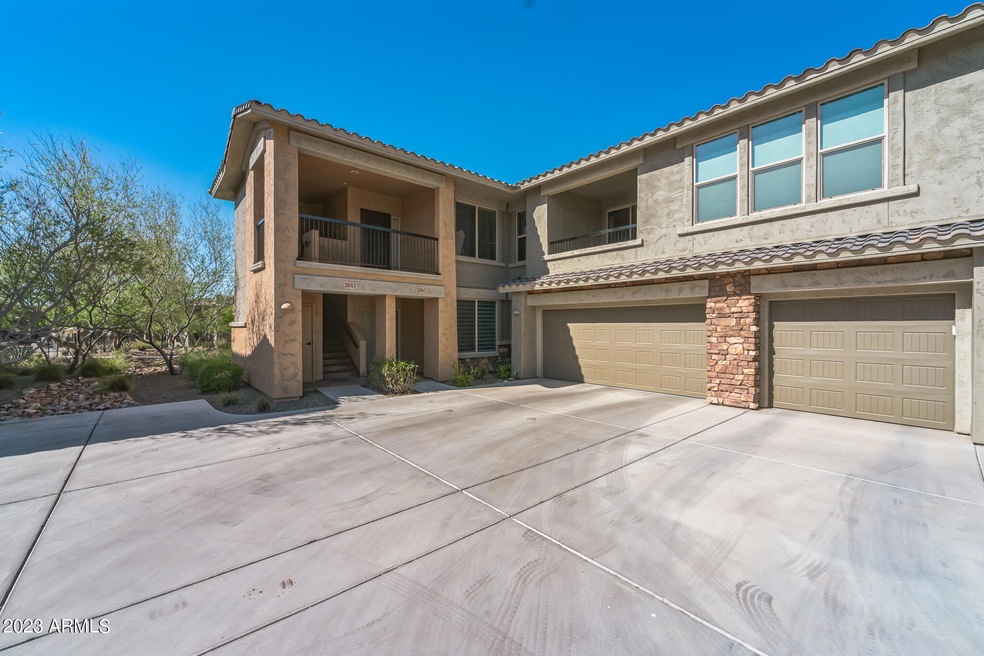 2-Car Garage