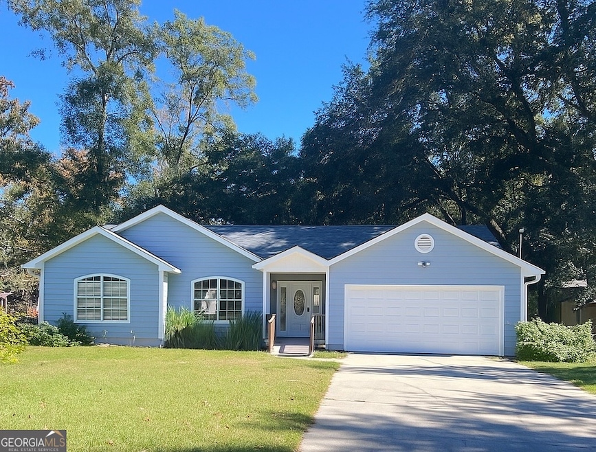 243 Glen Meadows Cir, Brunswick, GA 31523 - photo 1