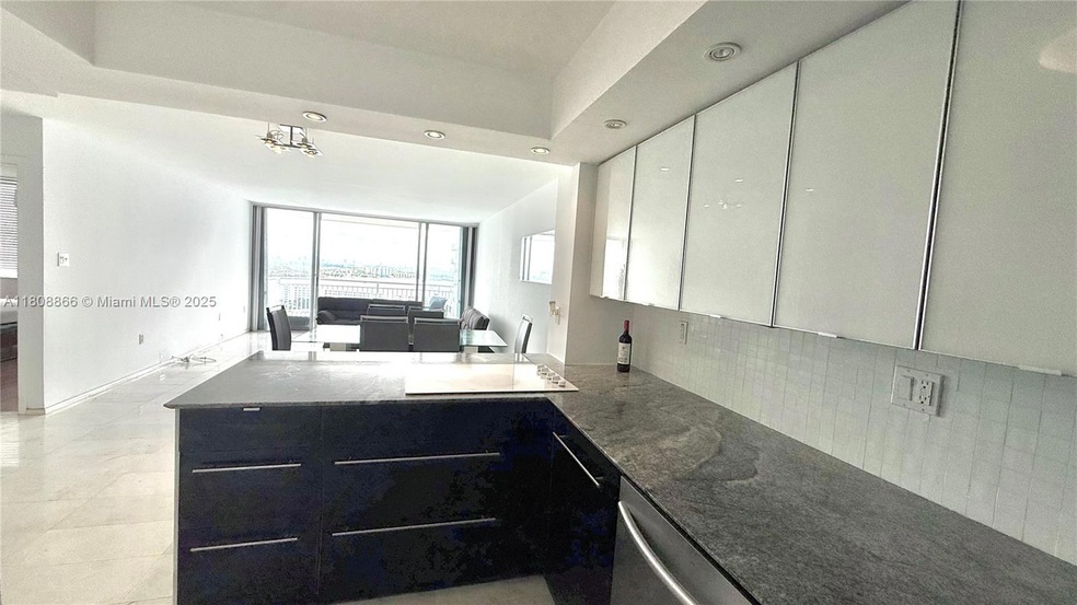 18071 Biscayne Blvd unit 1803, Aventura, FL 33160 - photo 1