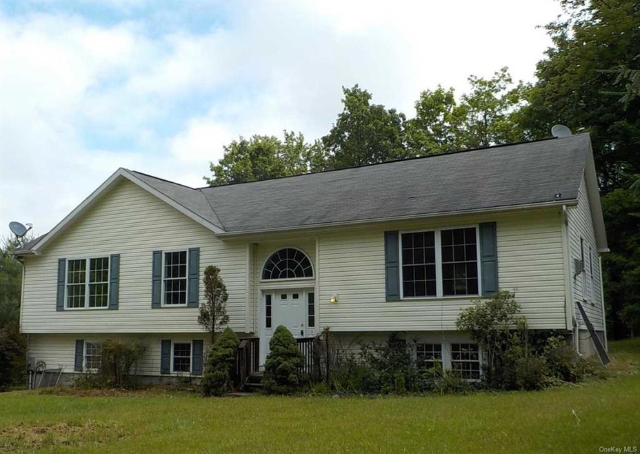 402 Hicks Hill Rd, Stanfordville, NY 12581 - photo 1