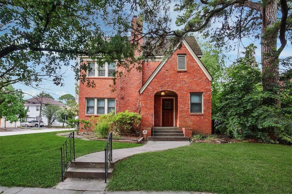 1701 Hawthorne St unit 1, Houston, TX 77098 - photo 1