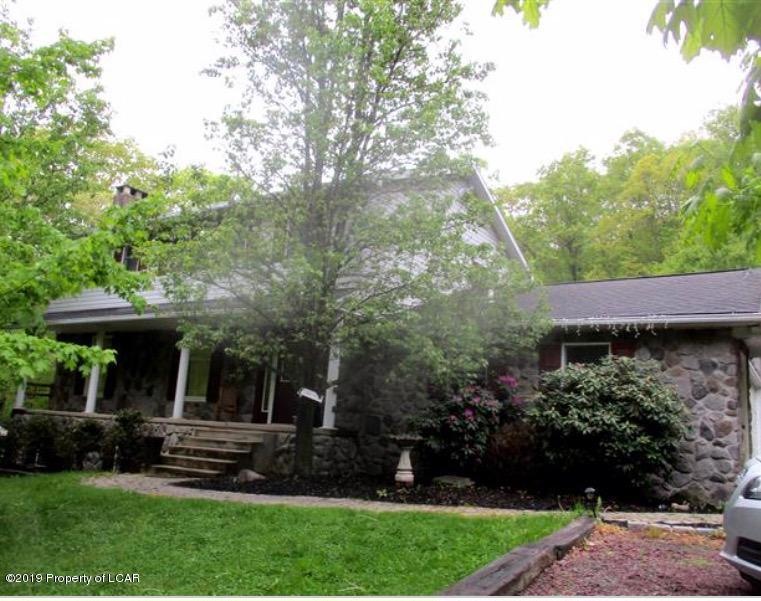 16 Wilderness Dr, Mountain Top, PA 18707 - photo 1
