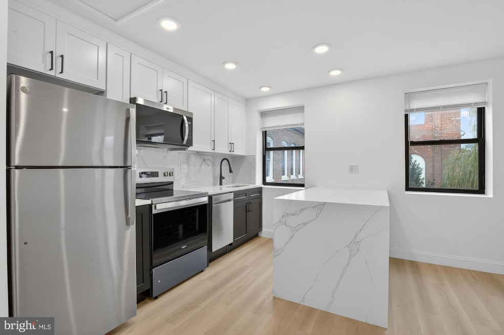 712 N American St unit 3, Philadelphia, PA 19123 - photo 1