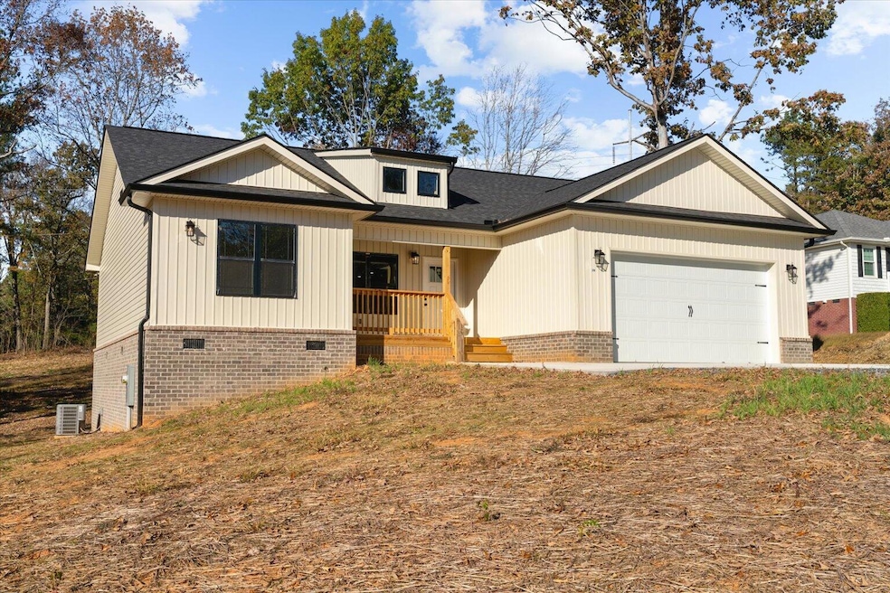 216 Earls Way, Chatsworth, GA 30705 - photo 1