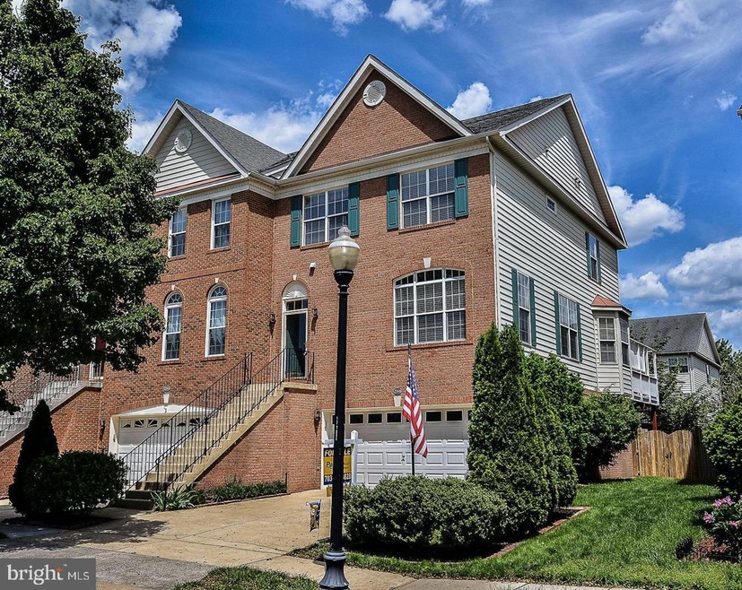 25506 Crossfield Dr, Chantilly, VA 20152 - photo 1