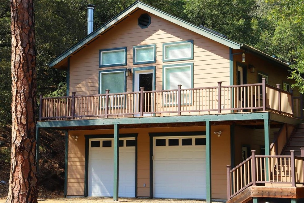 Down Stairs features possible 2and bedroom or offi
