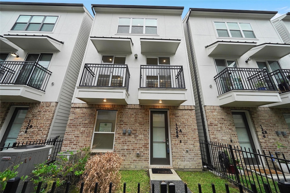 1268 N Post Oak Rd unit A, Houston, TX 77055 - photo 1