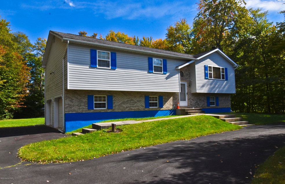 208 Annette Marie Dr, Long Pond, PA 18334 - photo 1